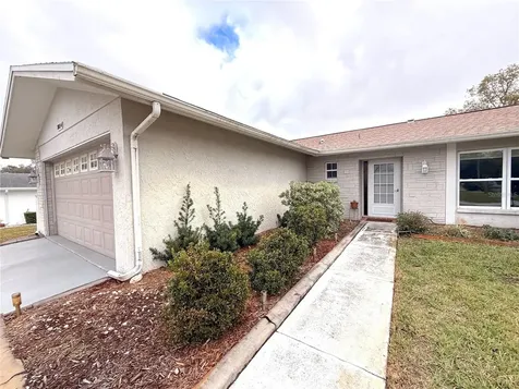 8014 Casuarina Drive Port Richey FL 34668