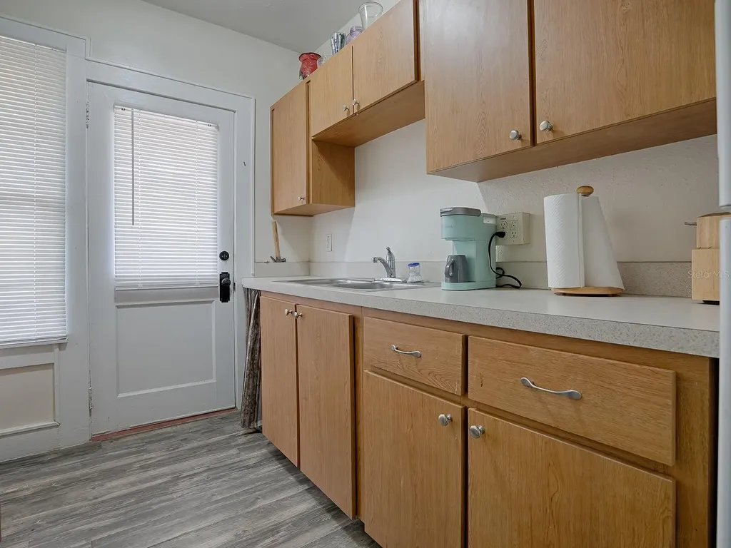 426 E Citrus Avenue Eustis FL 32726