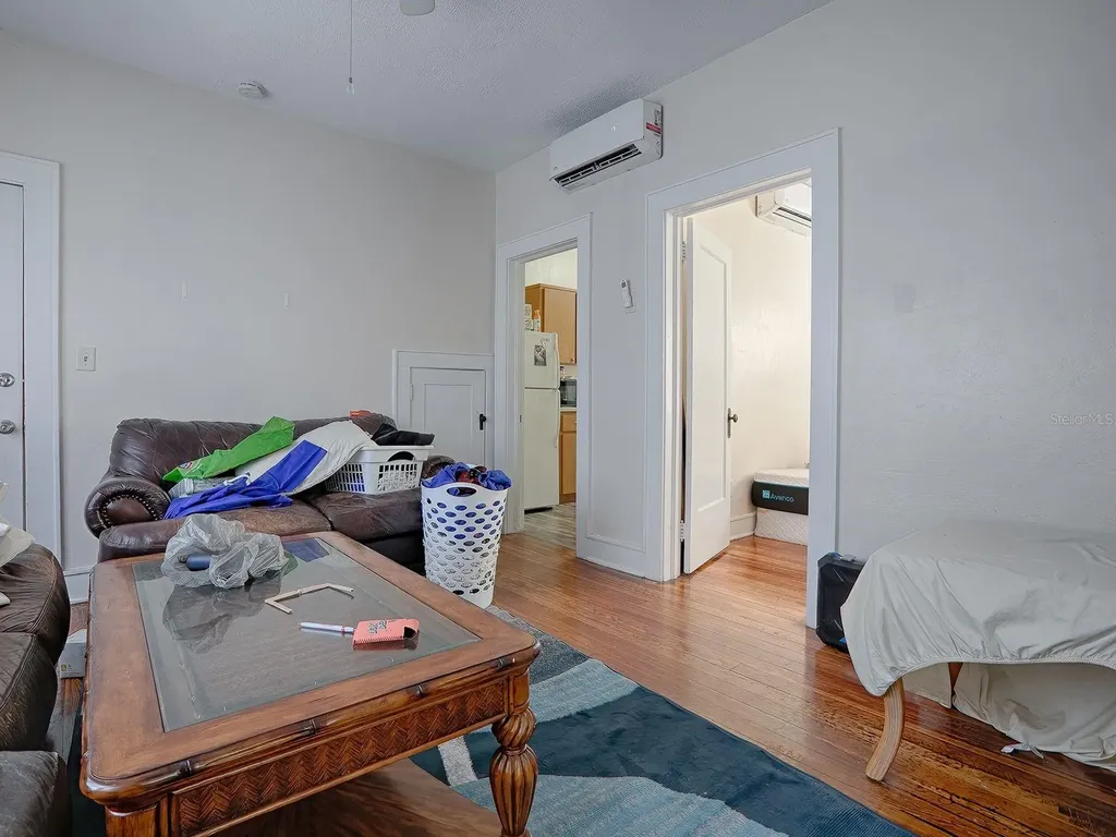 426 E Citrus Avenue Eustis FL 32726