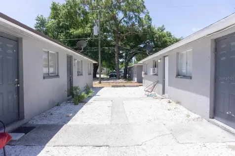 907 34th Avenue W Bradenton FL 34205