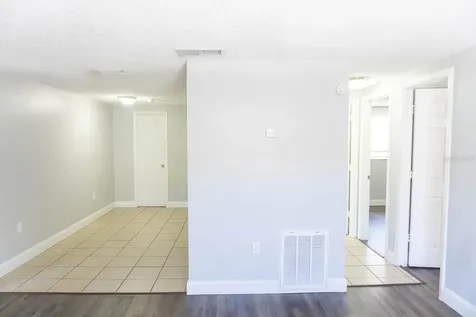 907 34th Avenue W Bradenton FL 34205