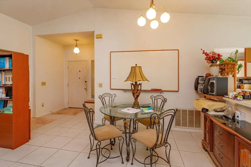 566 Wechsler Circle Orlando FL 32824