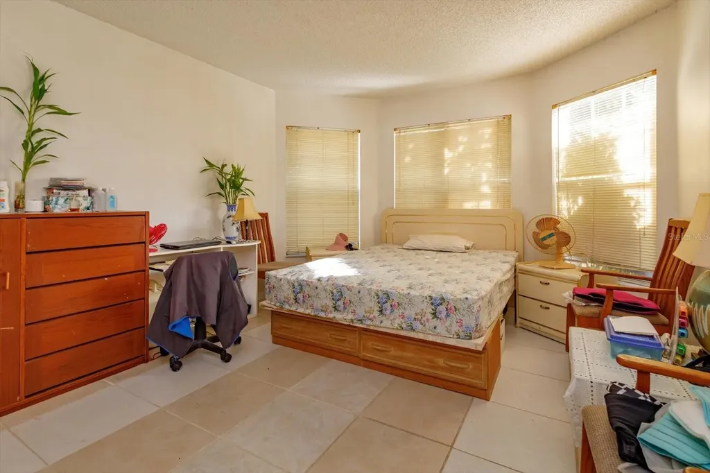 566 Wechsler Circle Orlando FL 32824