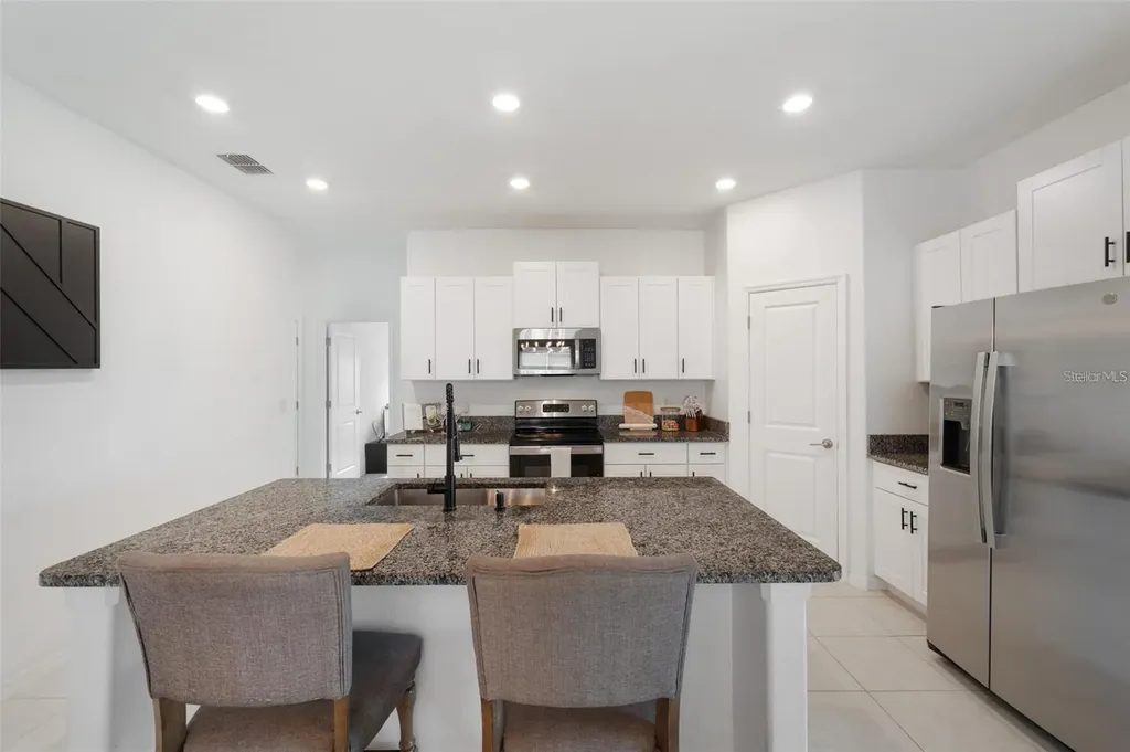 5517 Blue Azure Drive Wimauma FL 33598