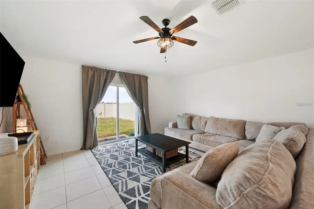 5517 Blue Azure Drive Wimauma FL 33598