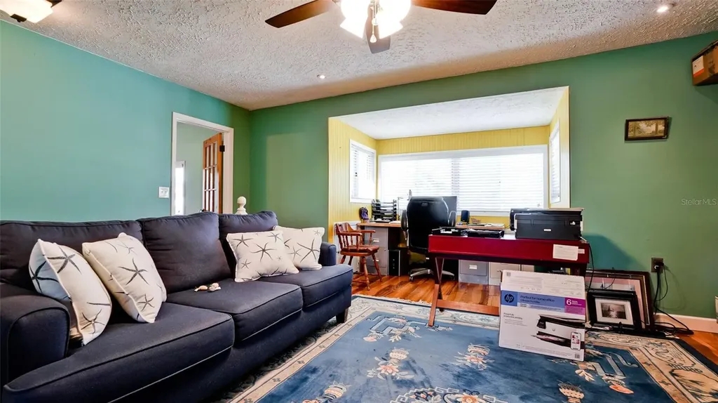 3 Columbia Street Bradenton FL 34208