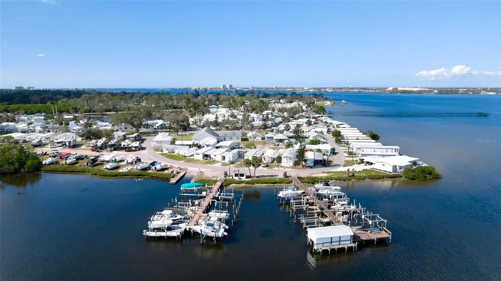 3 Columbia Street Bradenton FL 34208