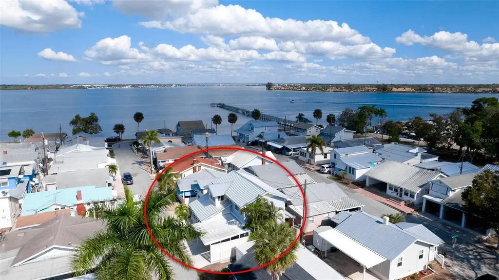 3 Columbia Street Bradenton FL 34208
