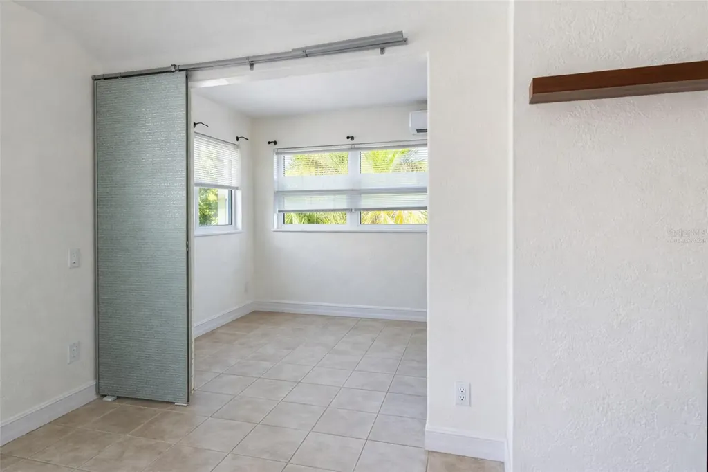 11155 2nd Street E Treasure Island FL 33706