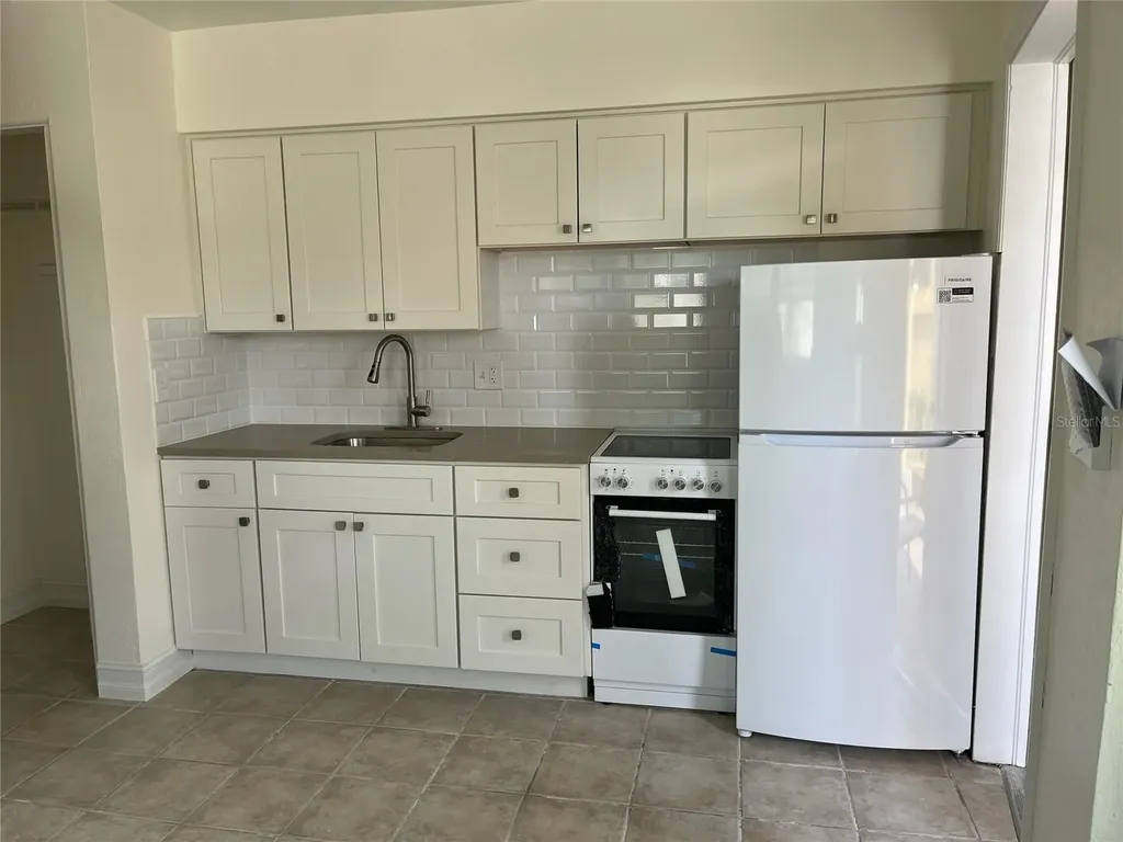 11155 2nd Street E Treasure Island FL 33706
