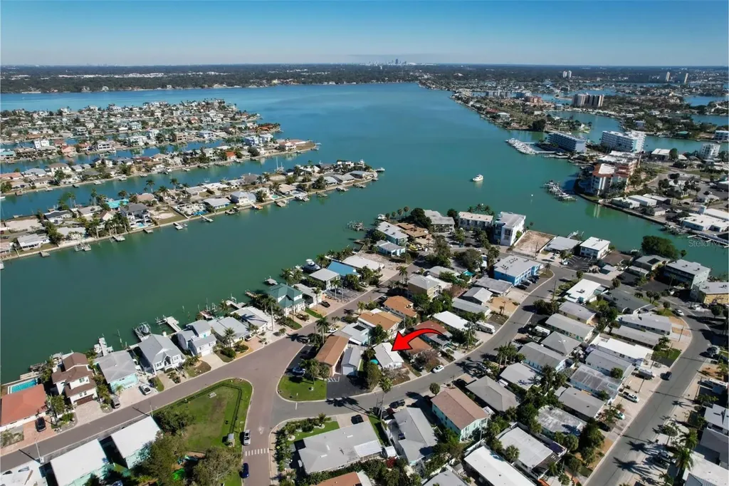 11155 2nd Street E Treasure Island FL 33706