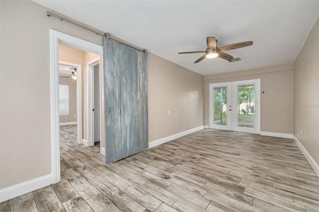 5655 1st Avenue N St Petersburg FL 33710