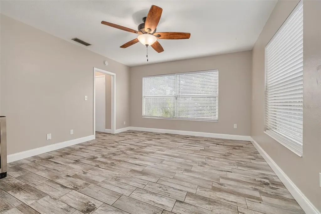 5655 1st Avenue N St Petersburg FL 33710