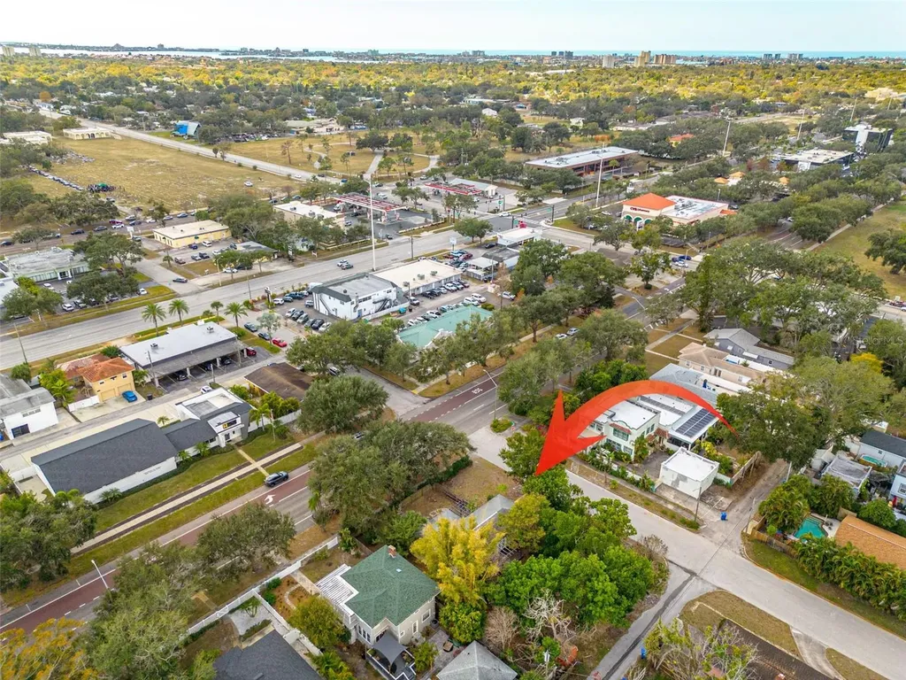 5655 1st Avenue N St Petersburg FL 33710