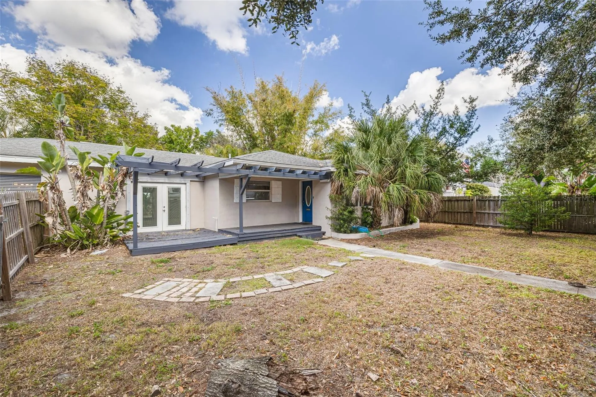 5655 1st Avenue N St Petersburg FL 33710