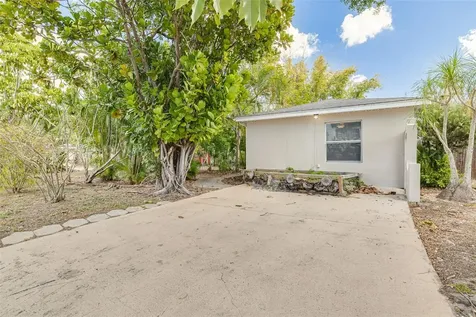 5655 1st Avenue N St Petersburg FL 33710