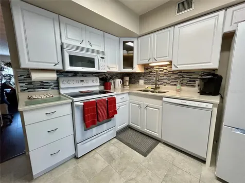 2260 Costa Rican Drive Clearwater FL 33763