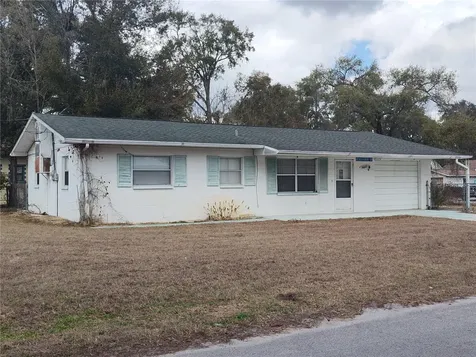 38247 3rd Avenue Zephyrhills FL 33542
