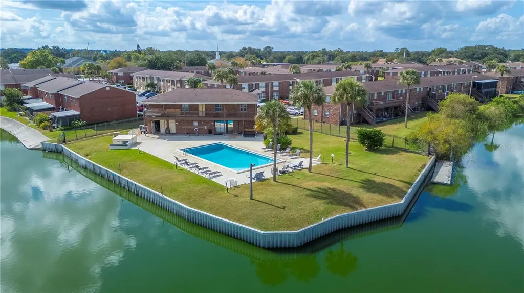 1920 E Edgewood Drive Lakeland FL 33803