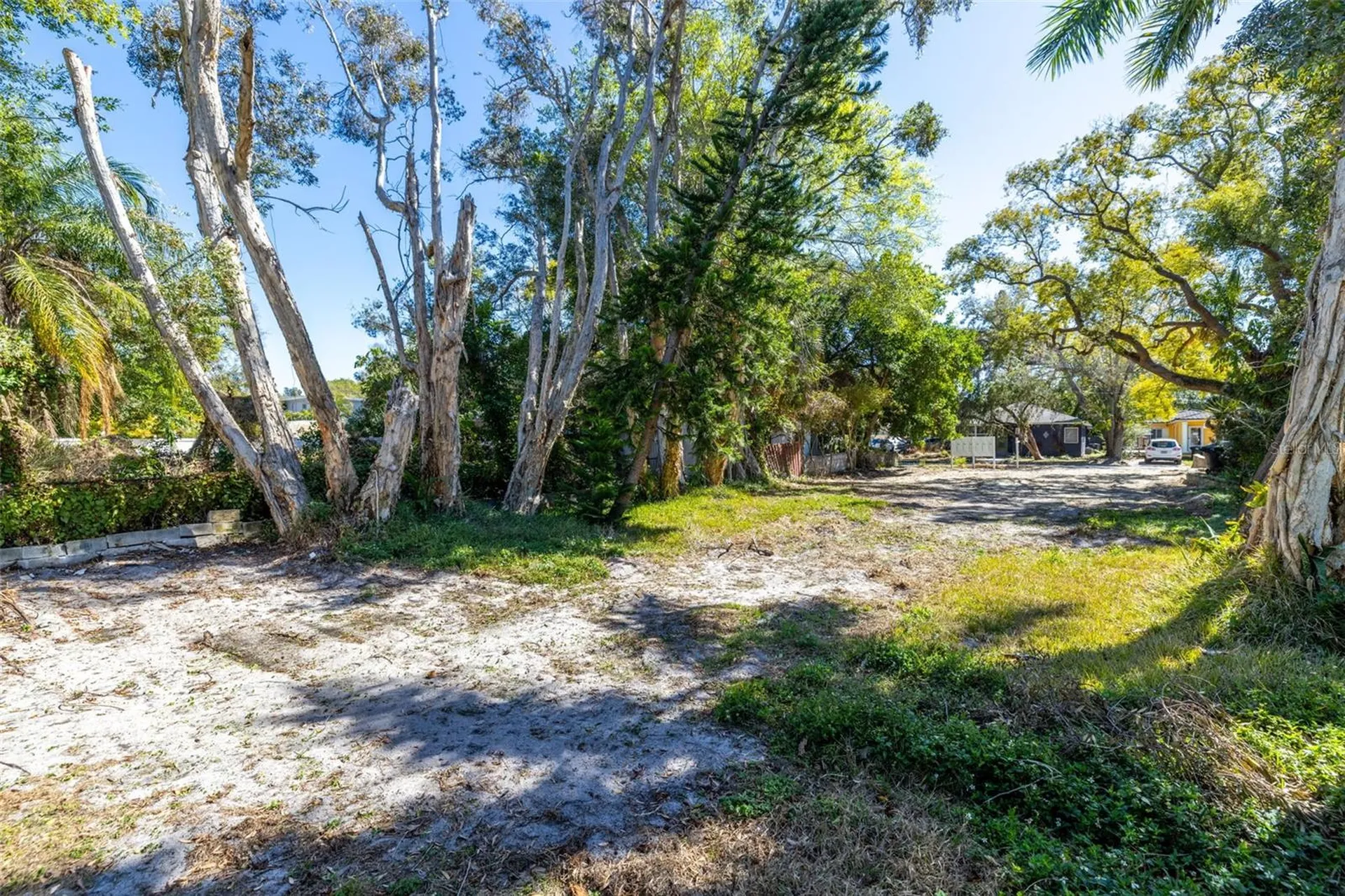 711 12th Avenue N St Petersburg FL 33701