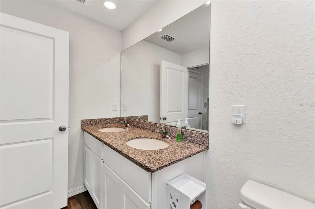 3799 Laredo Avenue North Port FL 34288
