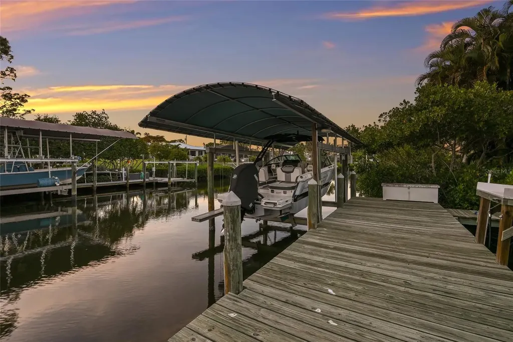312 64th Street Court NW Bradenton FL 34209
