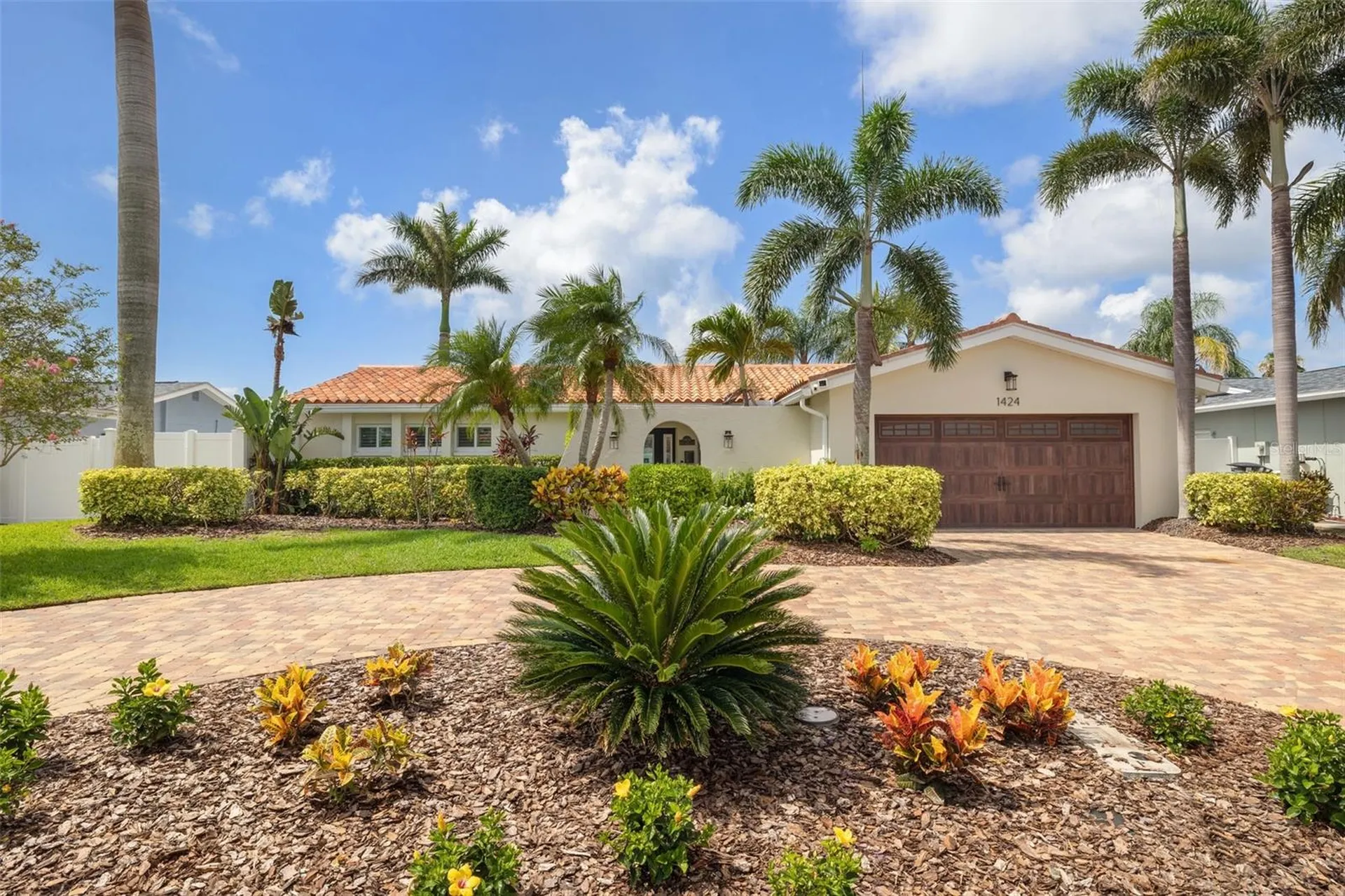1424 47th Avenue NE St Petersburg FL 33703