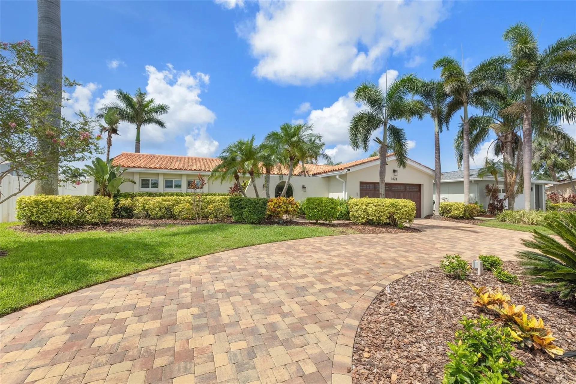 1424 47th Avenue NE St Petersburg FL 33703