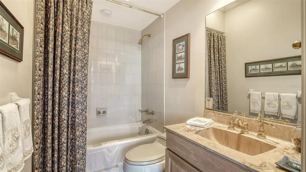 227 Saint James Park Osprey FL 34229