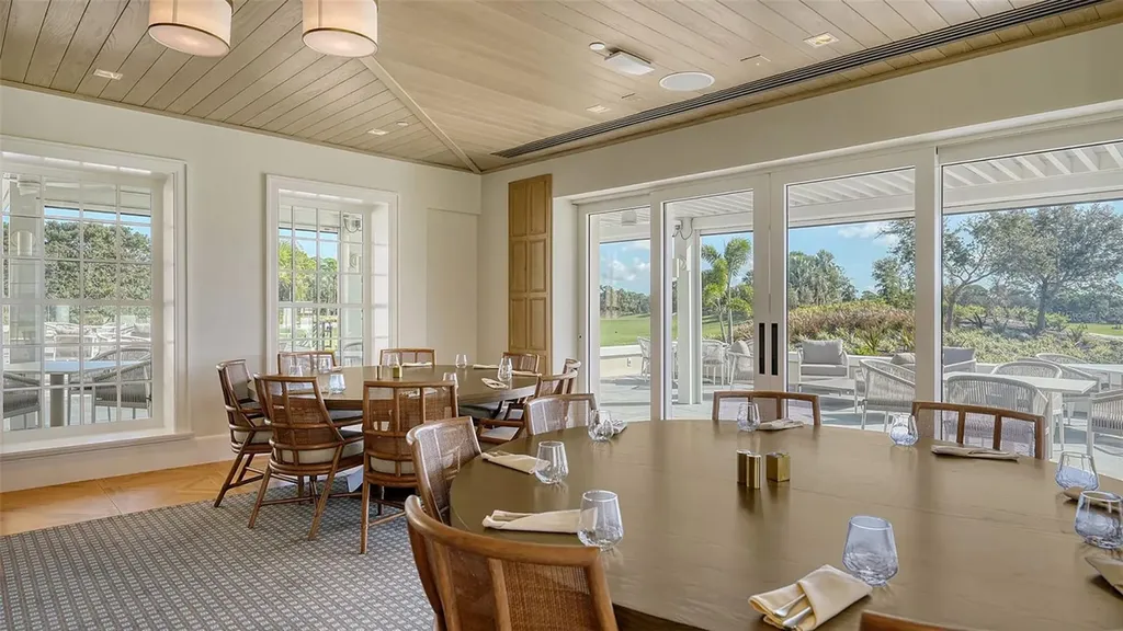 227 Saint James Park Osprey FL 34229