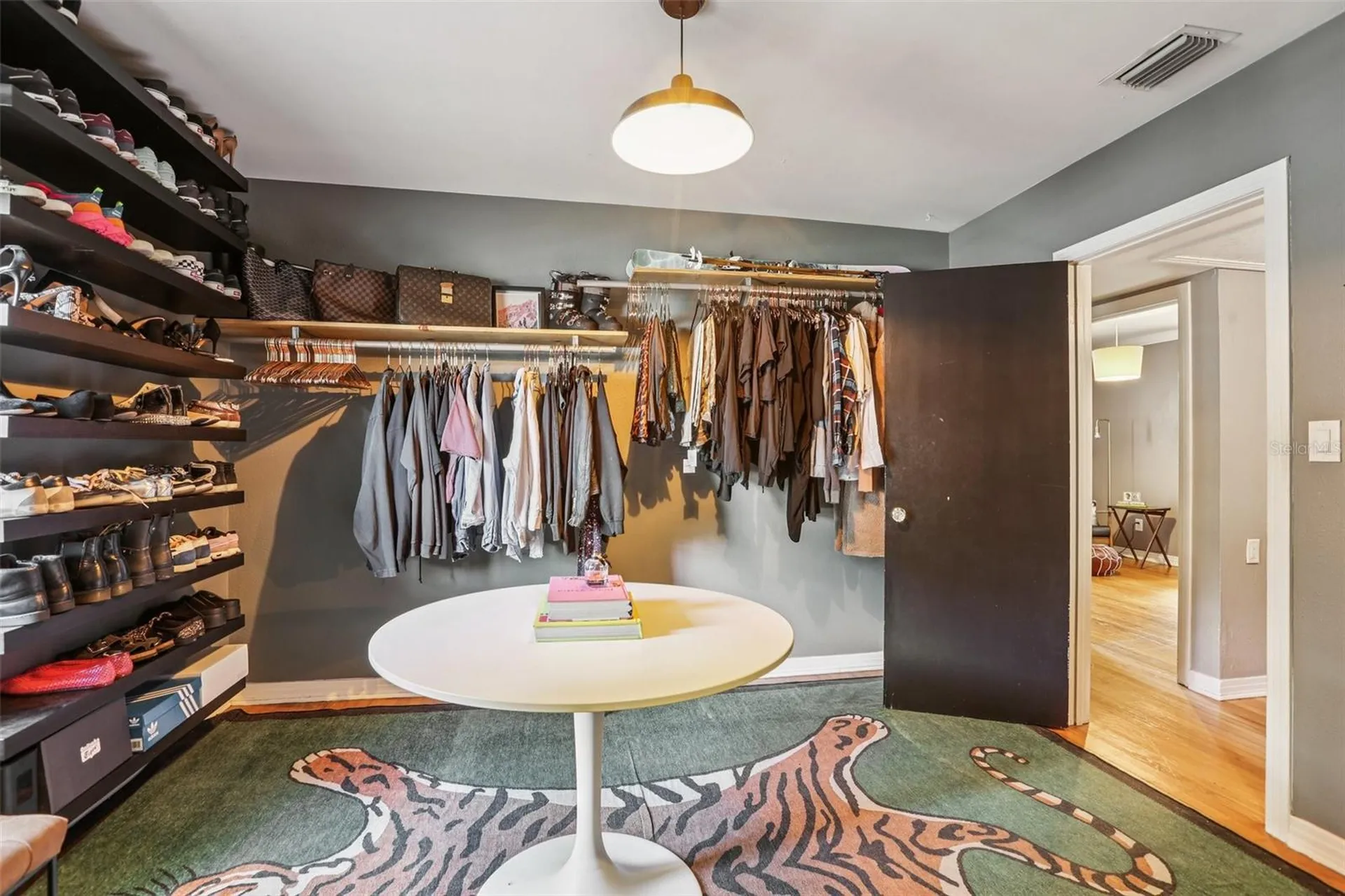 4216 W Euclid Avenue Tampa FL 33629