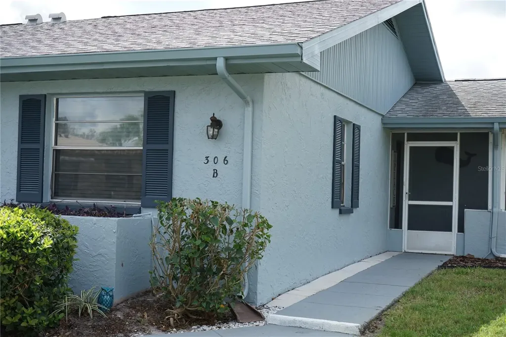 306 B Fowling Court Sun City Center FL 33573