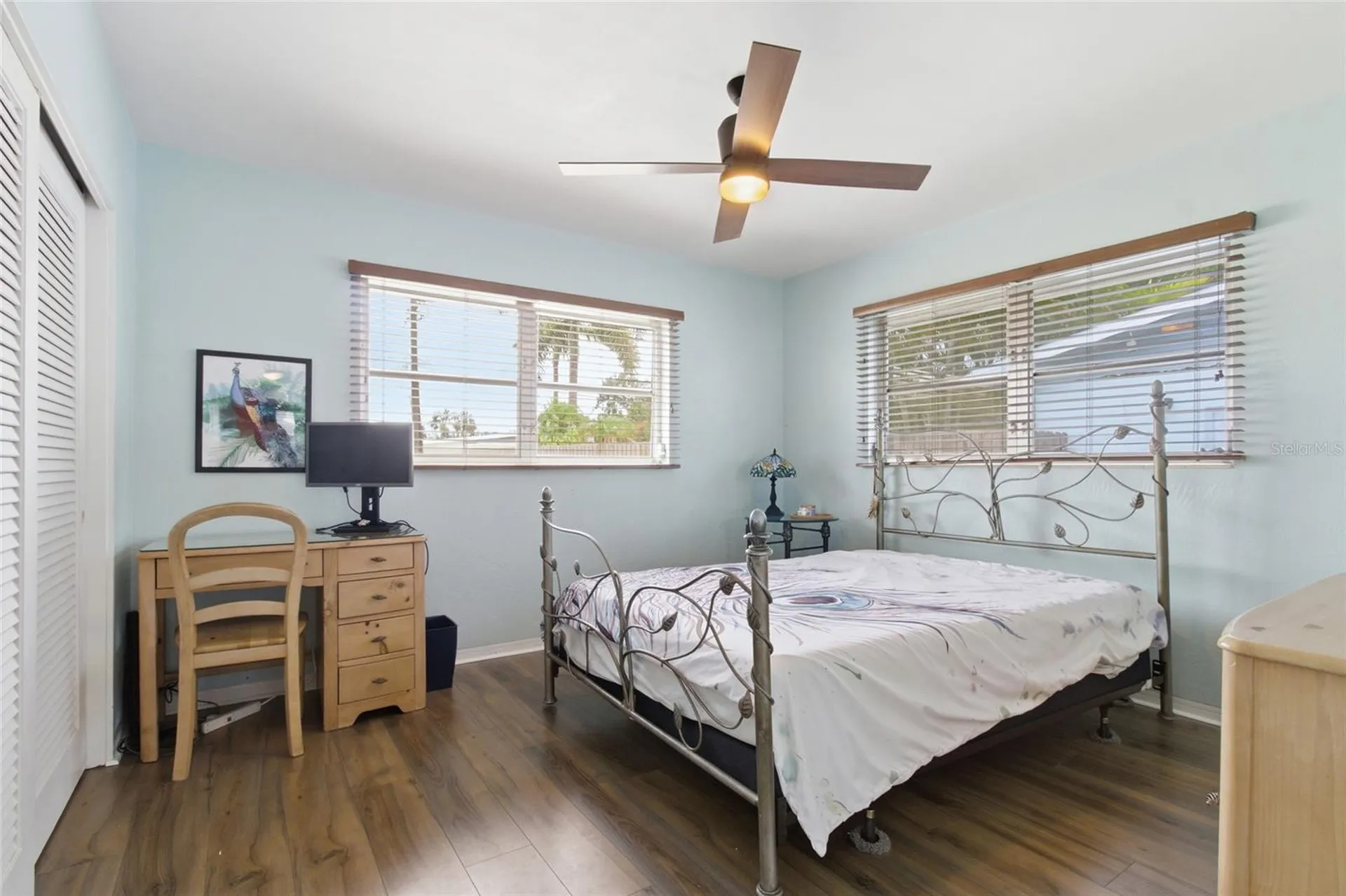 1129 39th Avenue NE St Petersburg FL 33703