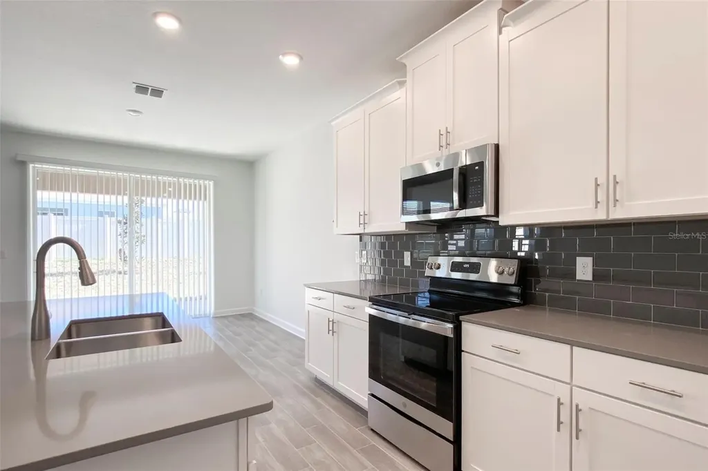 1759 Can Do Way Kissimmee FL 34744