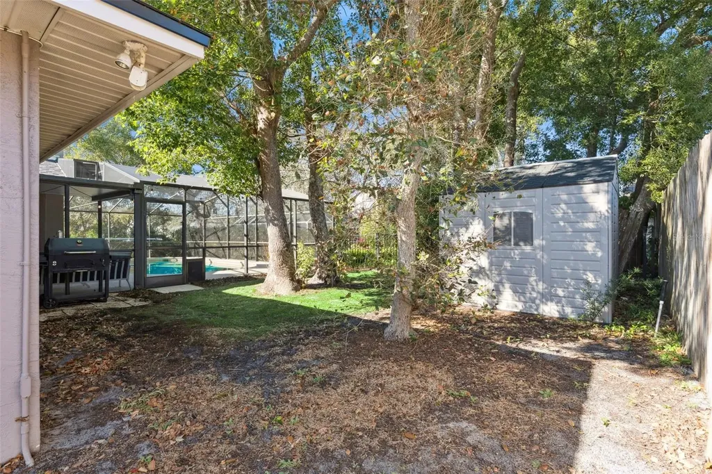 692 Rochester Street Oviedo FL 32765