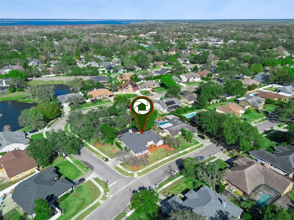 692 Rochester Street Oviedo FL 32765