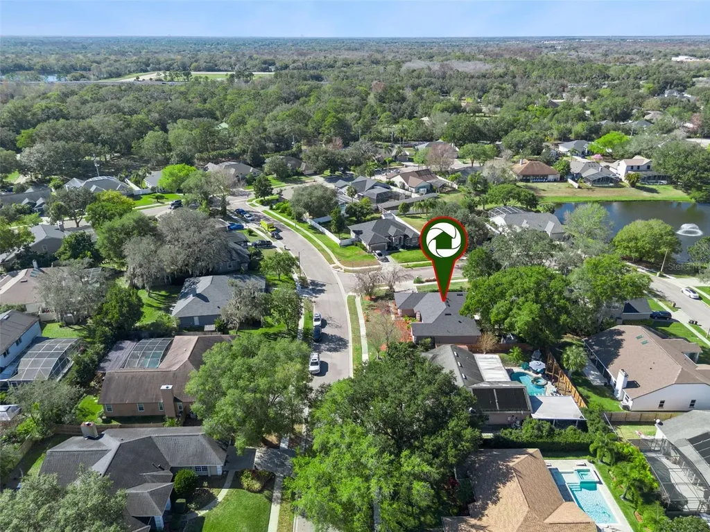 692 Rochester Street Oviedo FL 32765