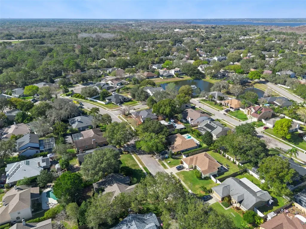 692 Rochester Street Oviedo FL 32765