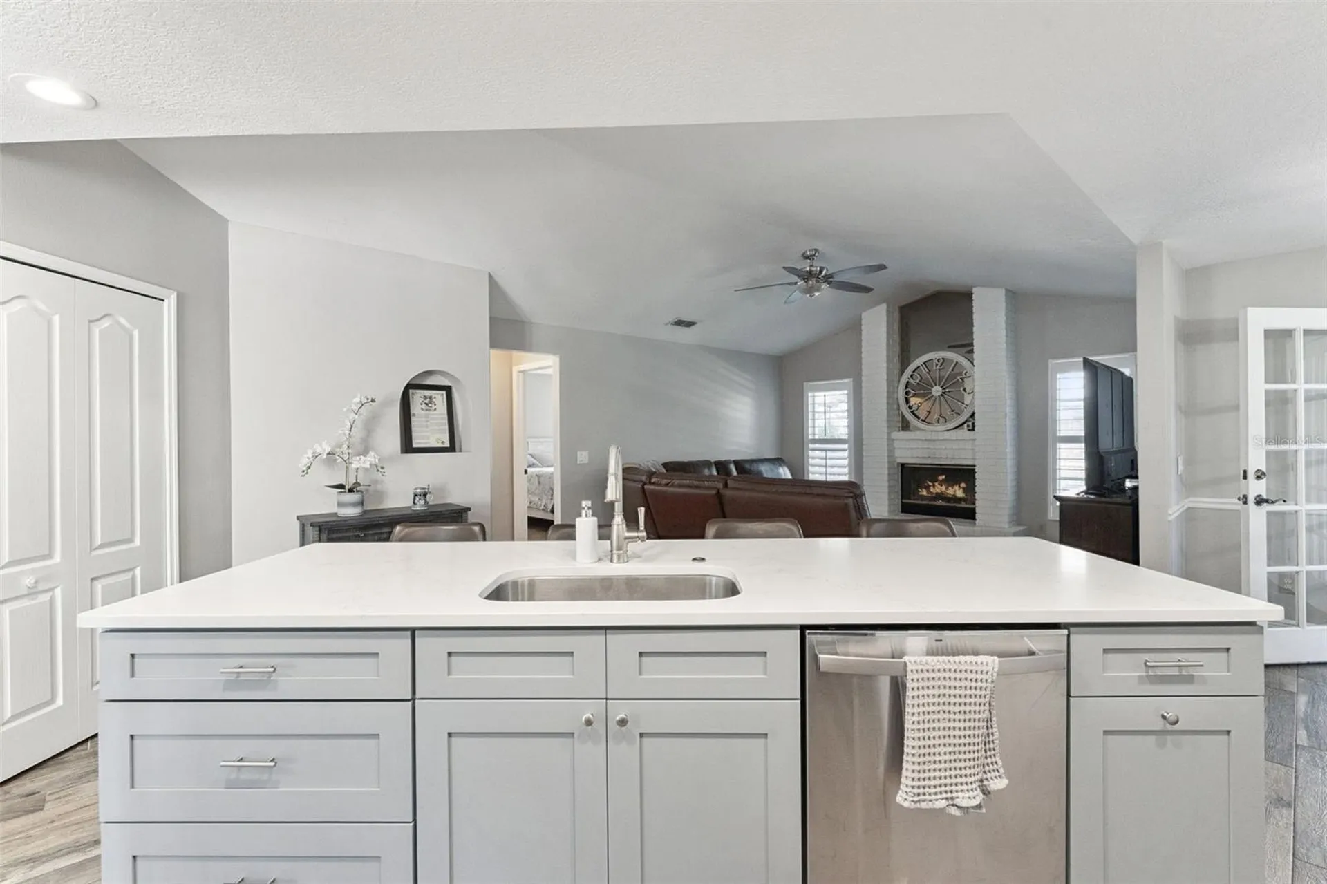 692 Rochester Street Oviedo FL 32765