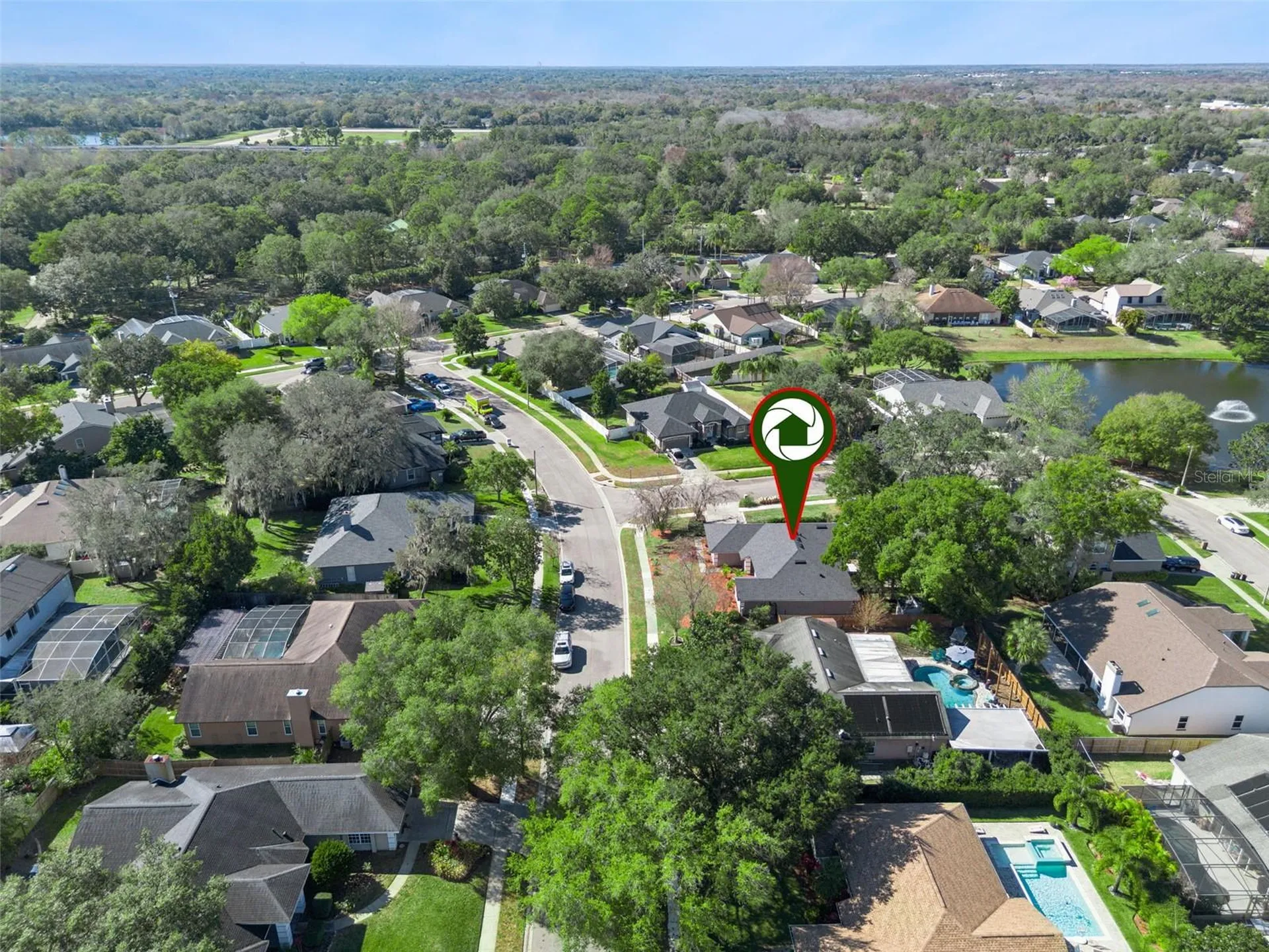 692 Rochester Street Oviedo FL 32765