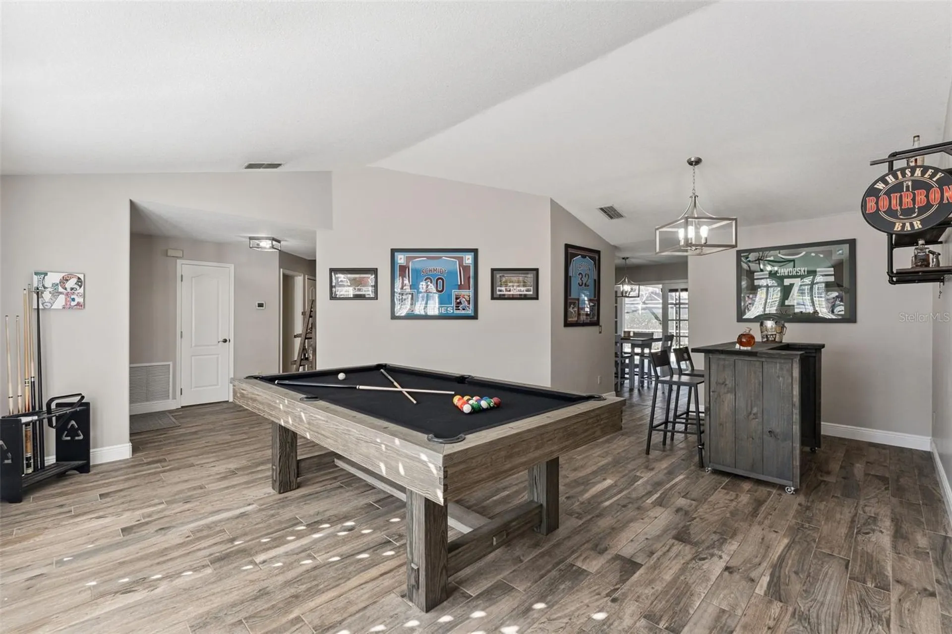 692 Rochester Street Oviedo FL 32765