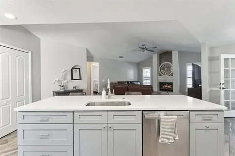 692 Rochester Street Oviedo FL 32765