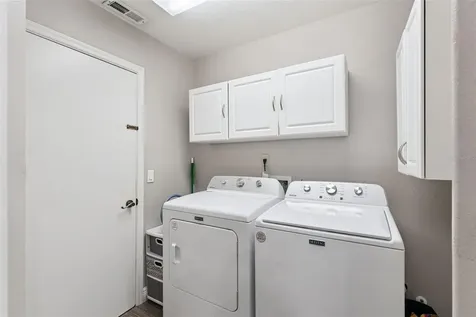692 Rochester Street Oviedo FL 32765