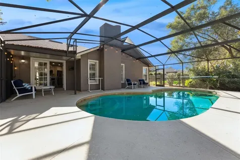692 Rochester Street Oviedo FL 32765