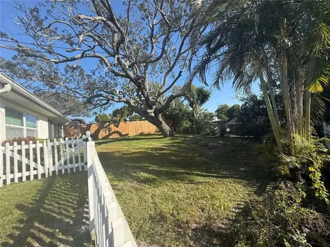 5412 Golden Nugget Drive Holiday FL 34690