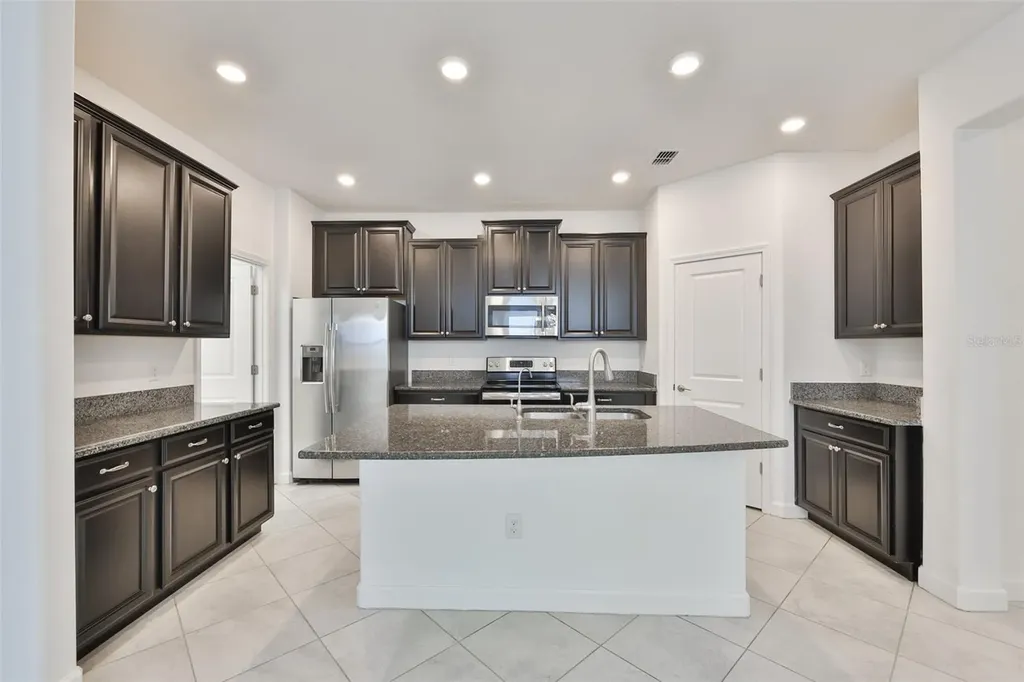 10616 Great Cormorant Drive Riverview FL 33579