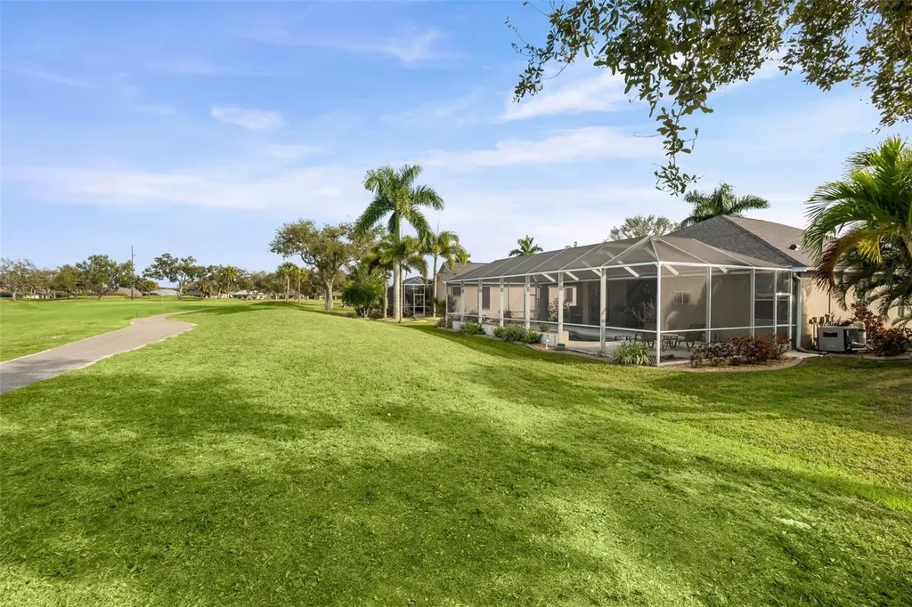 6226 Ikes Cabin Court Palmetto FL 34221