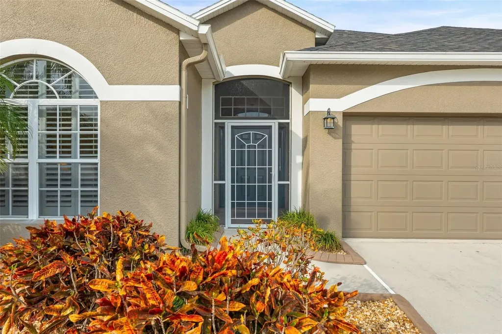 6226 Ikes Cabin Court Palmetto FL 34221