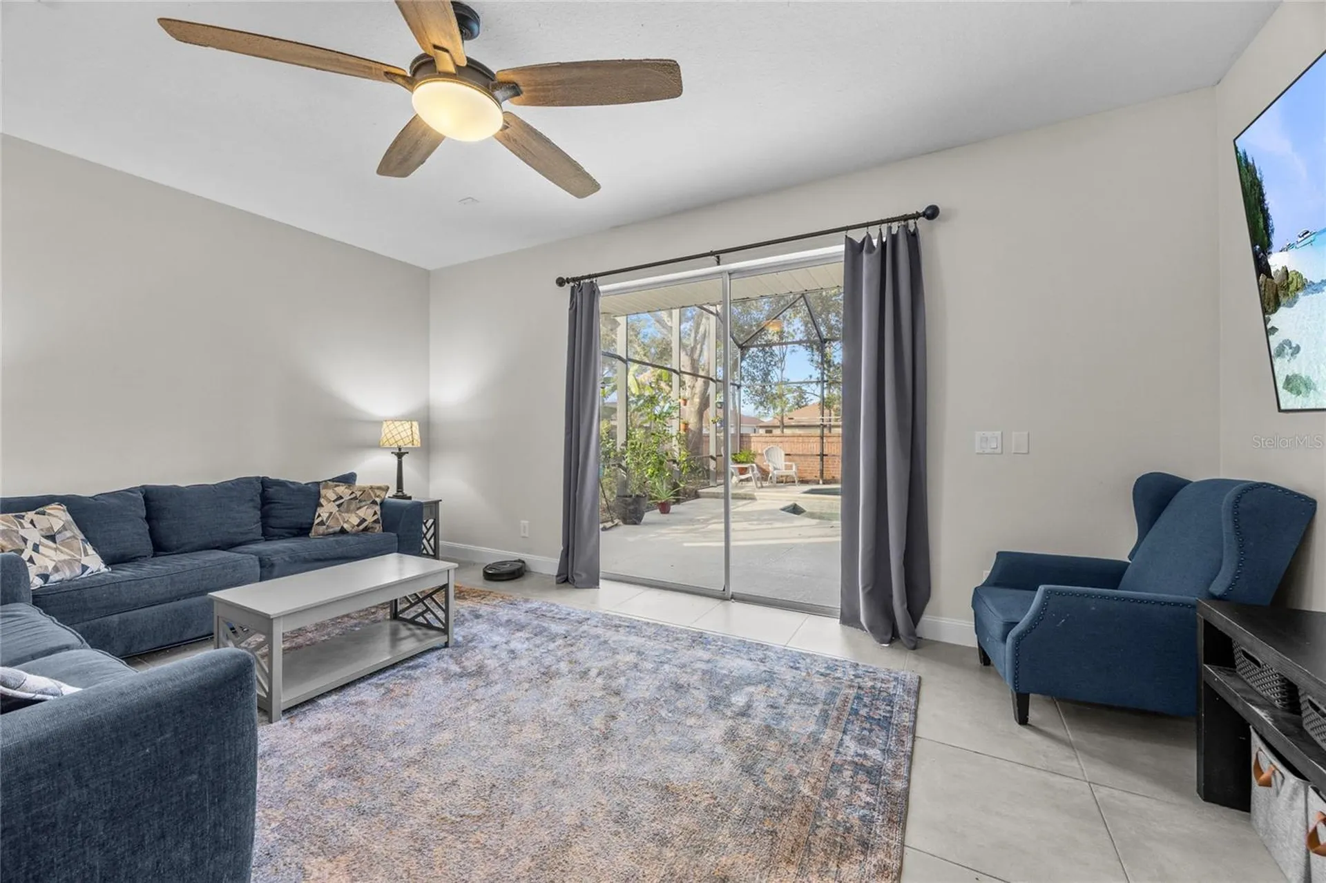 942 Henley Circle Davenport FL 33896