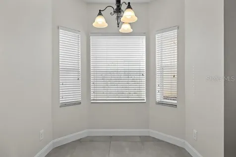 942 Henley Circle Davenport FL 33896